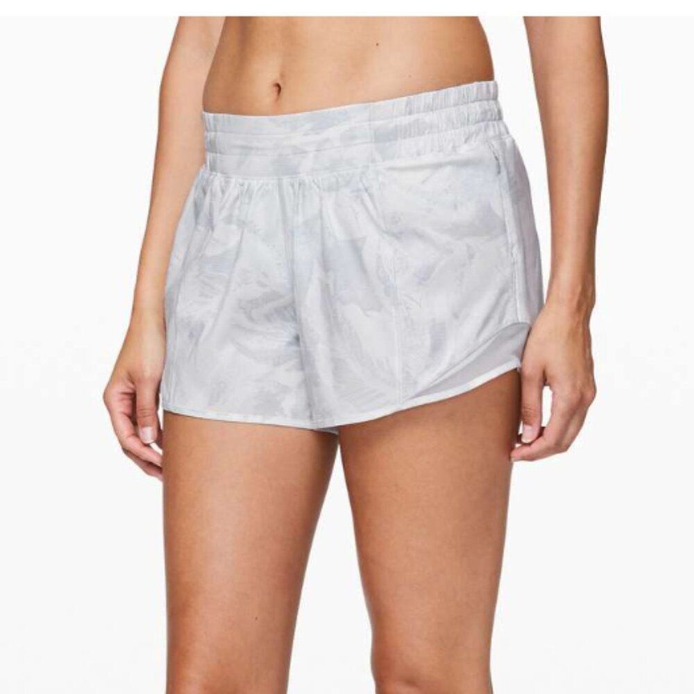 Women Lululemon Hotty Hot Short II *Long 4" Low Rise Starlight Running Size 10